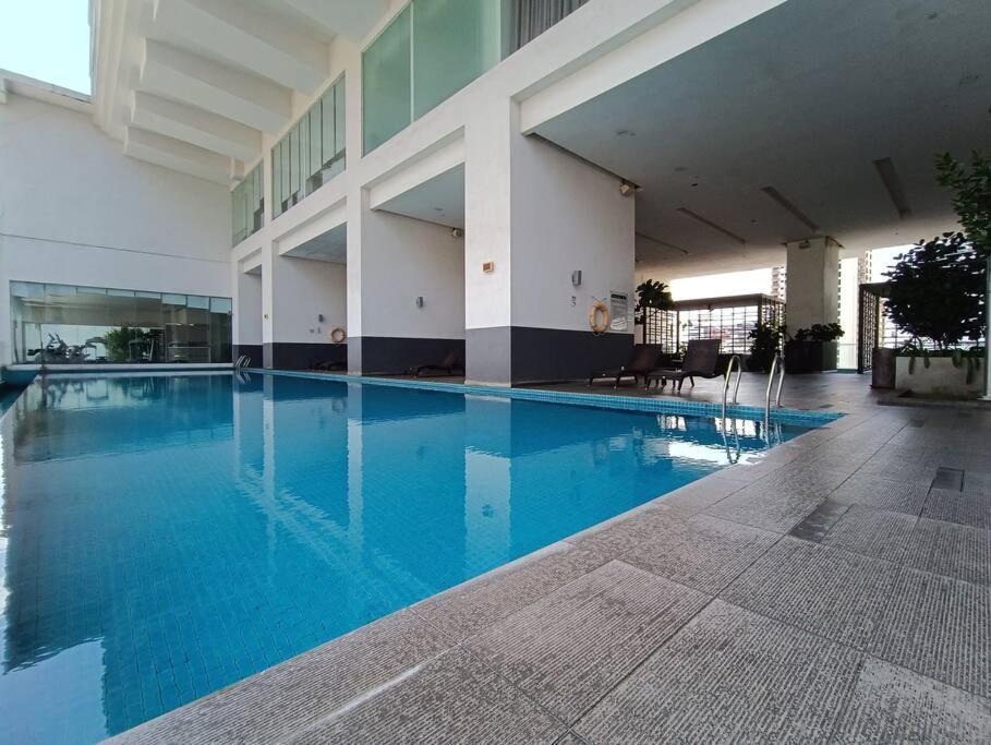 Rm203 Bukit Bintang Balcony Infinity Pool Pangsapuri Kuala Lumpur